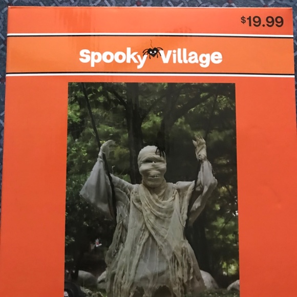 Spooky Village 36” Swinging Mummy NWT - Picture 2 of 10